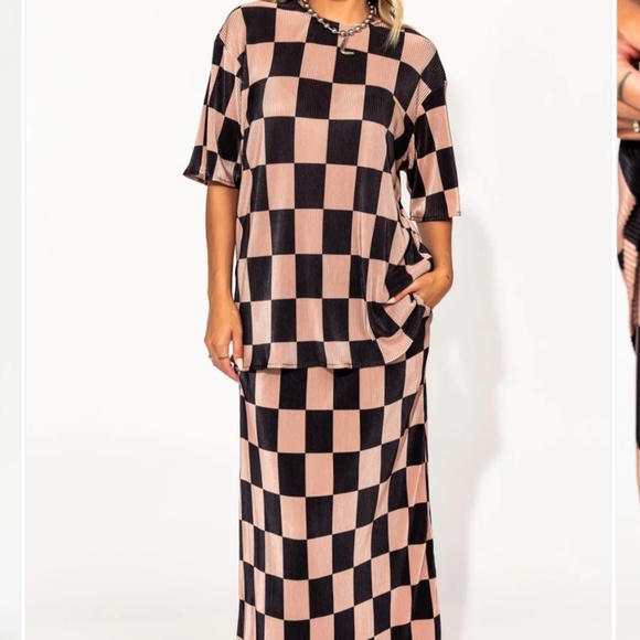 Lala check shirt and skirt set - Picture 2 of 4